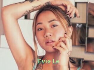 Evie_Le