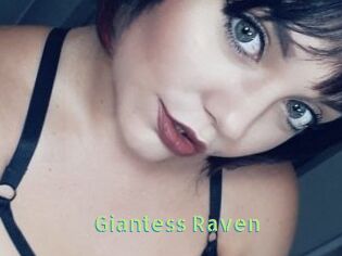 Giantess_Raven