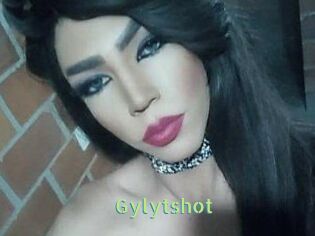 Gyly_ts_hot