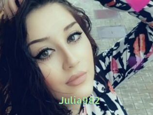 Julia982