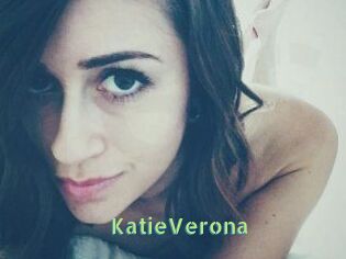KatieVerona Une Etudiante Sexy