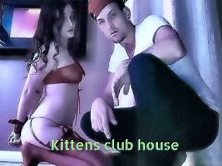 Kittens_club_house