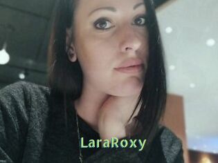 LaraRoxy