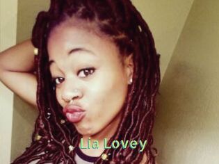 Lia_Lovey