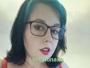 Lustylunaxx