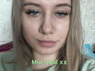 Mia_Gold_xx