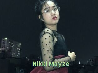 Nikki_Mayze