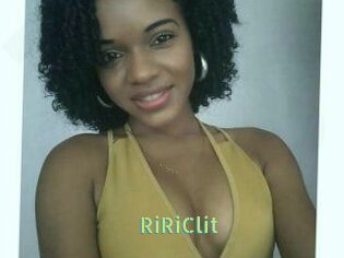 RiRiClit Une Etudiante Sexy