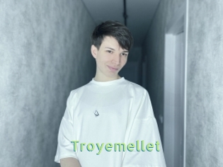 Troyemellet